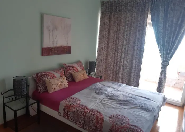 Apartment In Azra *