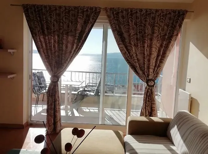 Apartment In Azra *