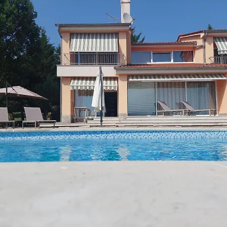 In Azra Apartamento Rijeka