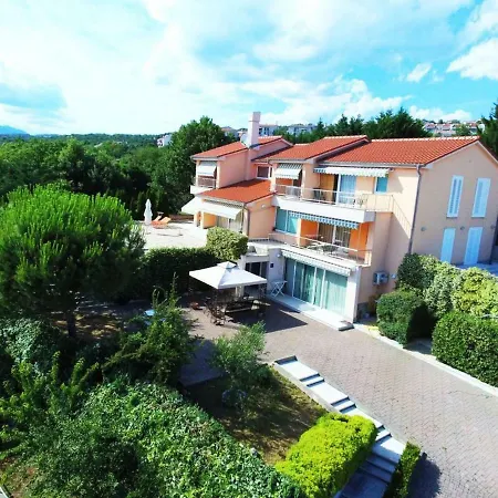 In Azra Apartamento Rijeka