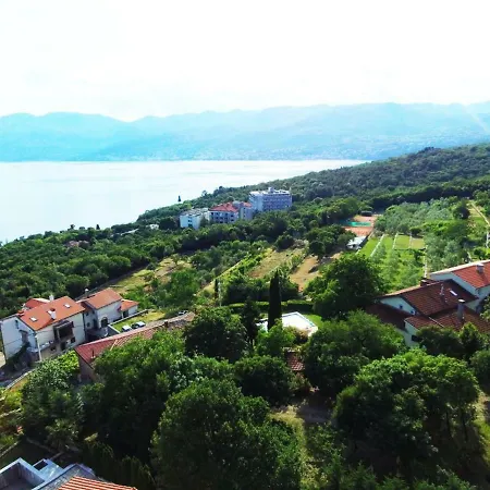 Apartamento In Azra *